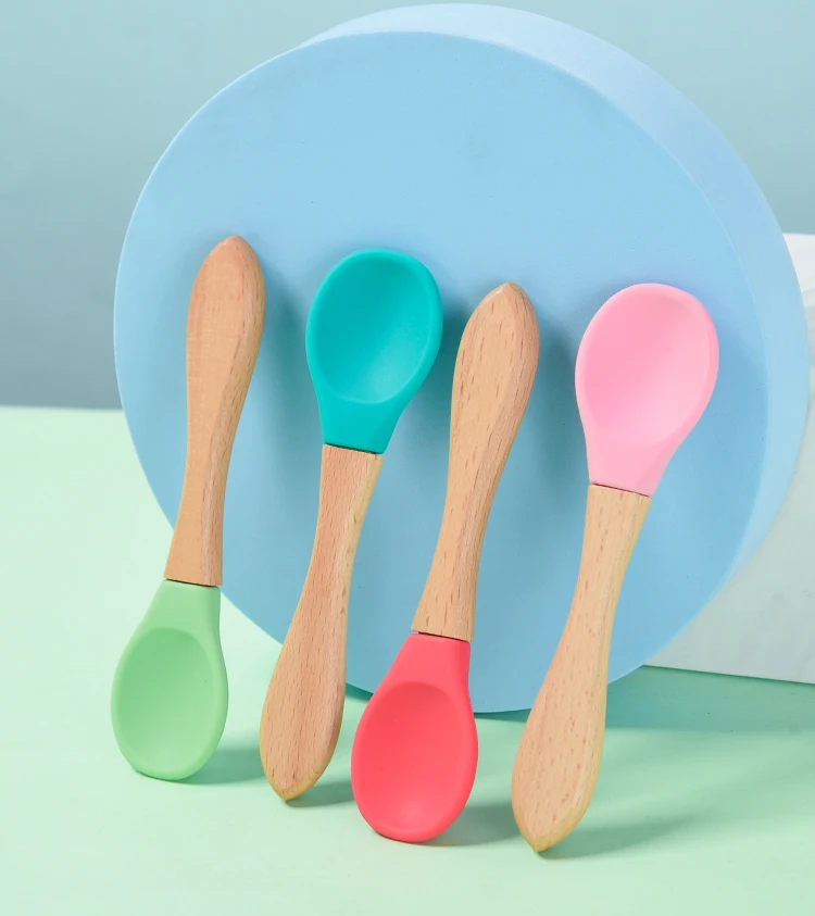 28Colors Baby Silicone Suction Bowls for Kids Waterproof Baby Feeding Tableware Spoon Children Dishes Kitchenware Infant Plates