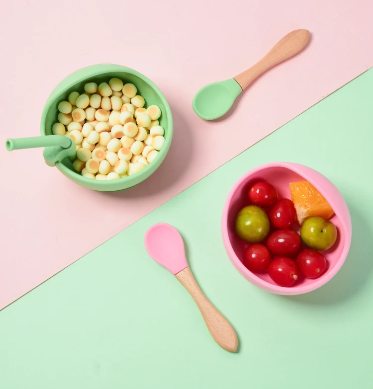 28Colors Baby Silicone Suction Bowls for Kids Waterproof Baby Feeding Tableware Spoon Children Dishes Kitchenware Infant Plates