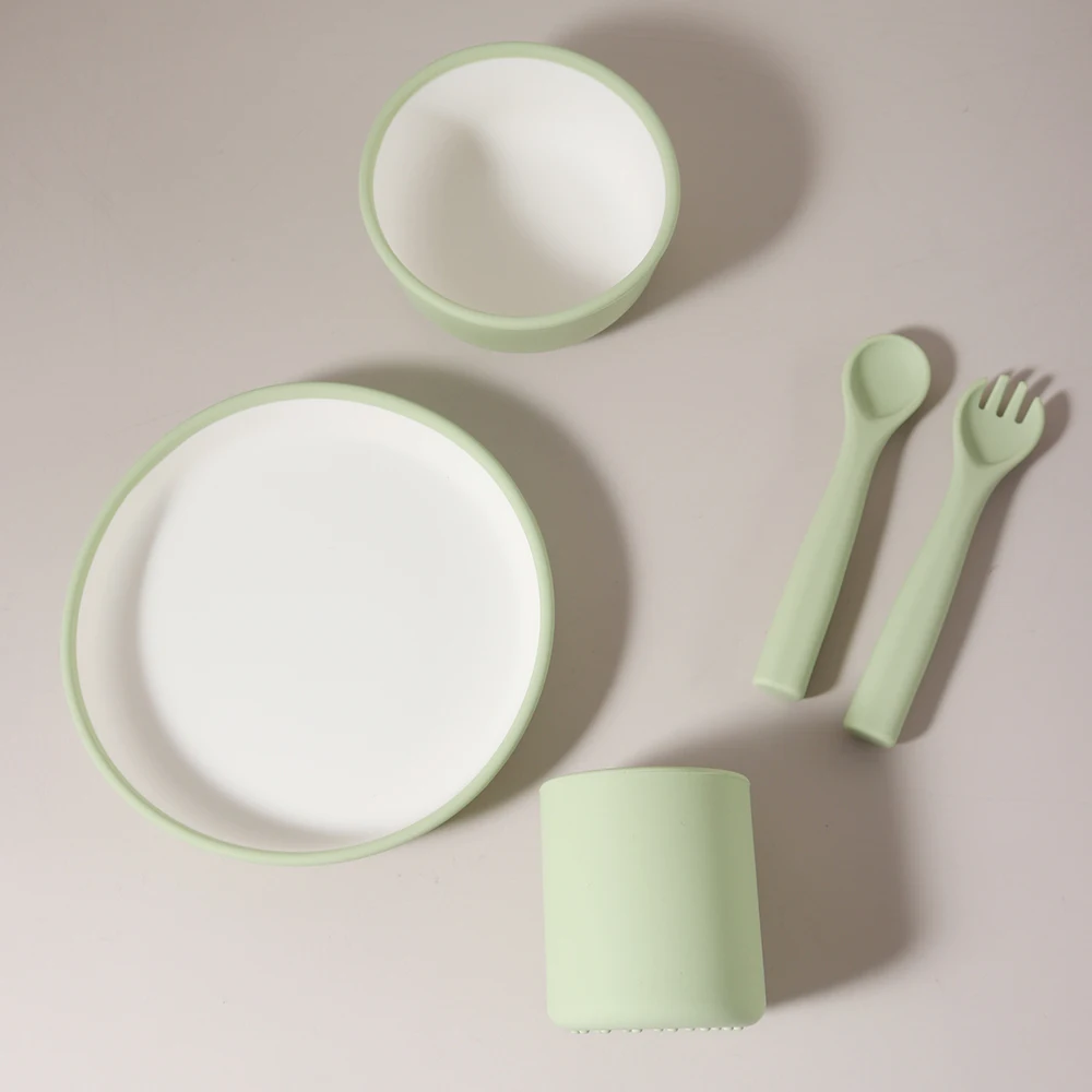 Modern Scandinavian Style 5-Piece Baby Feeding Set, Minimalist Two-Tone Silicone Bowls &amp; Plates, No-Suction Feeding Set Design